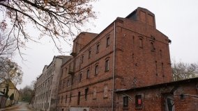 Obornicki młyn niczym zamek warowny na Wełnie - zdjęcie 24