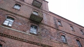Obornicki młyn niczym zamek warowny na Wełnie - zdjęcie 25