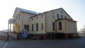 Dwór w Gocanowie z łożem, na którym sypiał cesarz Napoleon - zdjęcie 14