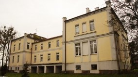 Eklektyczny pałac rodziny von Tcheppe w Broniewicach  - zdjęcie 13