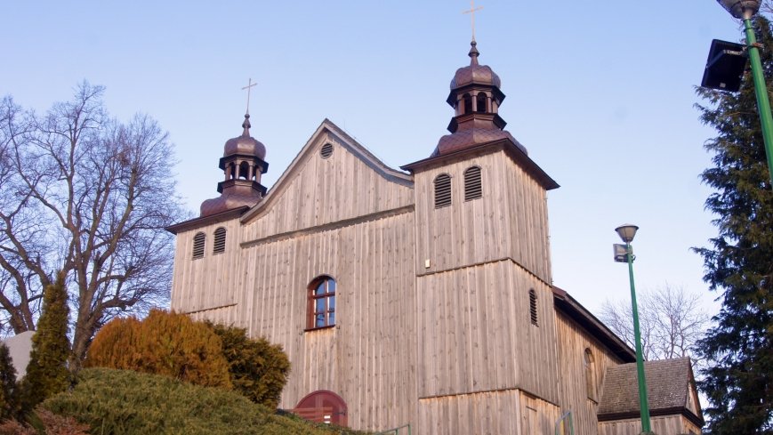 Wylatowo – jedyna drewniana świątynia o architekturze bazylikowej - zdjęcie 1