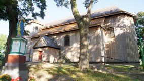 Wylatowo – jedyna drewniana świątynia o architekturze bazylikowej - zdjęcie 2