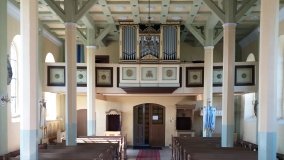 Świątynia Matki Bożej Szkaplerznej w Ostrowie koło Gniewkowa - zdjęcie 12