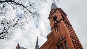 Wizytówka Barcina – kościół z czerwonej cegły - zdjęcie 12