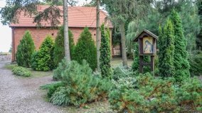 Kościół z ogrodem plebańskim w Szczepanowie - zdjęcie 13